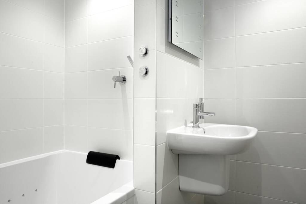 Turtle Apartment Единбург Екстер'єр фото